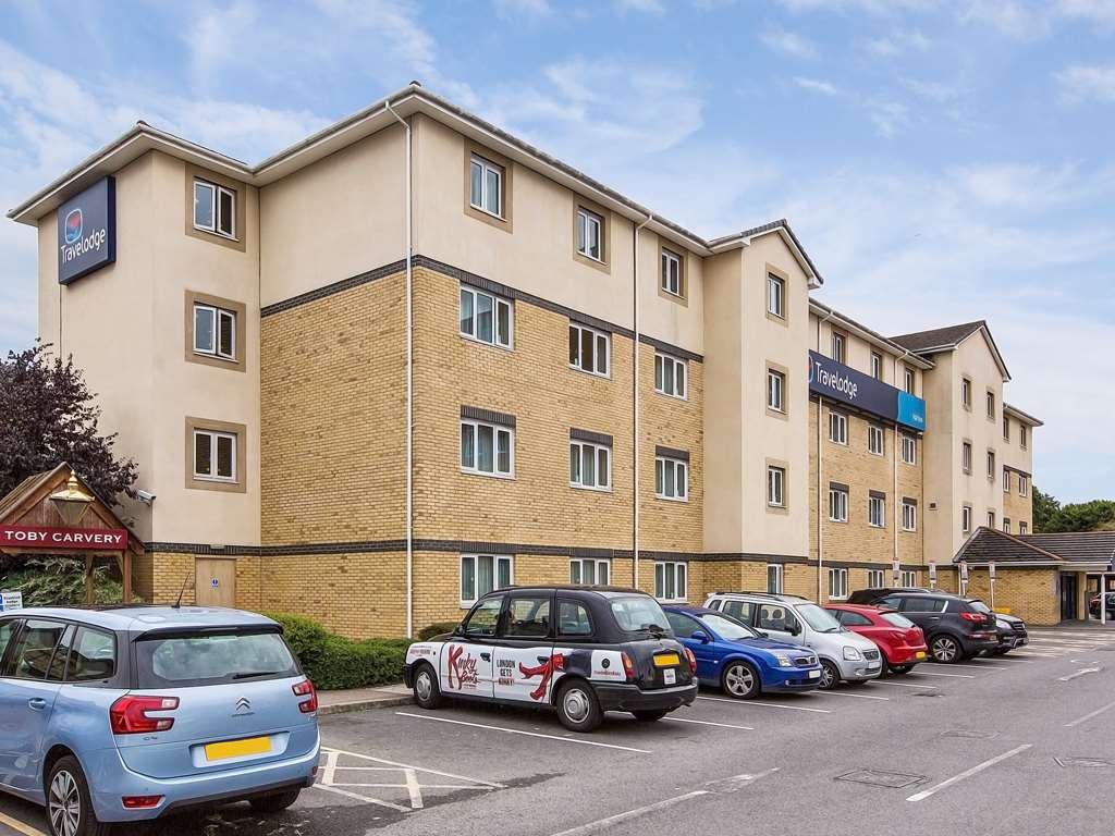 Travelodge Harlow Exterior photo